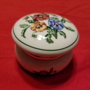 Partylite trinket box